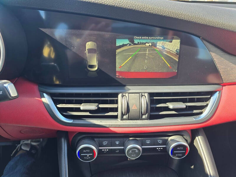 2018 Alfa Romeo Giulia Ti