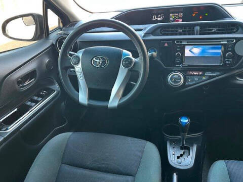 2015 Toyota Prius c Three