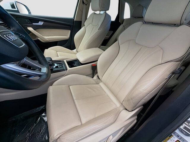 2024 Audi Q5 quattro S line Prem Plus 45 TFSI