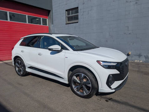 2023 Audi Q4 e-tron quattro Premium Plus 50