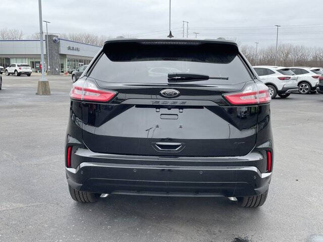 2024 Ford Edge SE