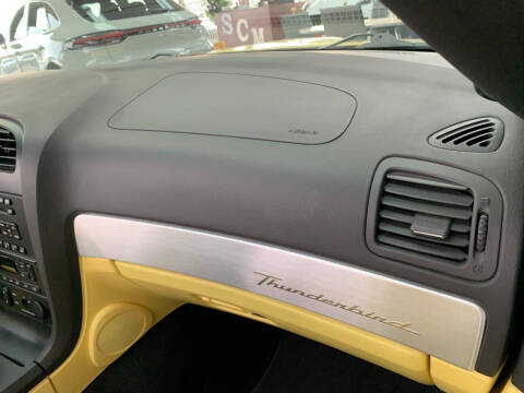 2002 Ford Thunderbird Deluxe