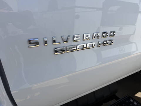 2023 Chevrolet Silverado 5500HD