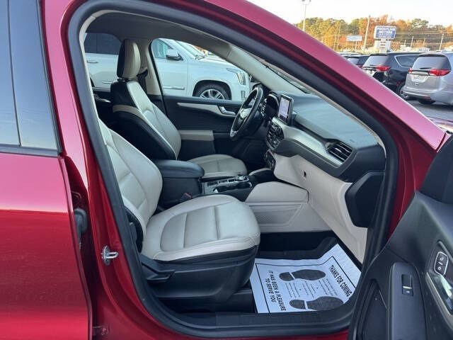 2020 Ford Escape SEL