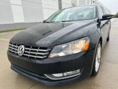 2012 Volkswagen Passat for sale at ELMHURST  CAR CENTER in Elmhurst IL