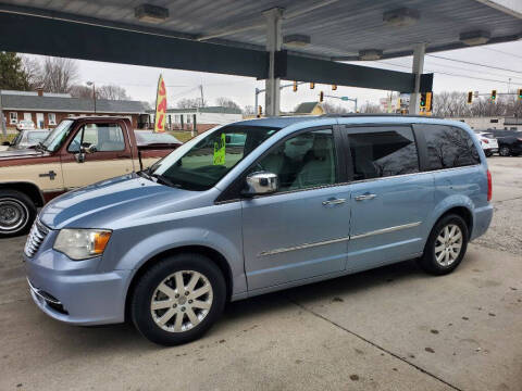 2012 Chrysler Town and Country for sale at 1st Auto Loan in Springfield IL