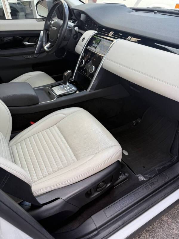 2020 Land Rover Discovery Sport P250 SE