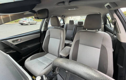 2018 Toyota Corolla LE