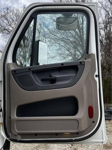 2014 Freightliner Cascadia