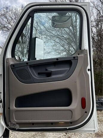 2014 Freightliner Cascadia