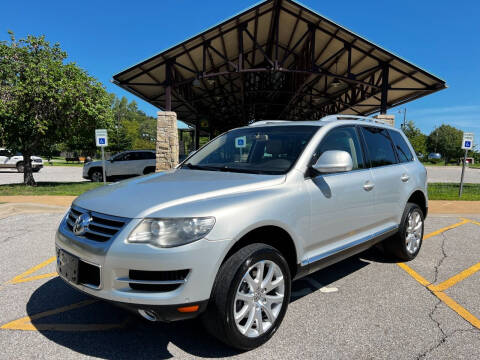 2008 Volkswagen Touareg 2 for sale at Nationwide Auto in Merriam KS