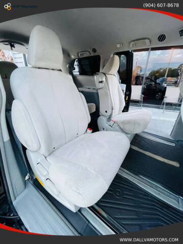 2014 Toyota Sienna