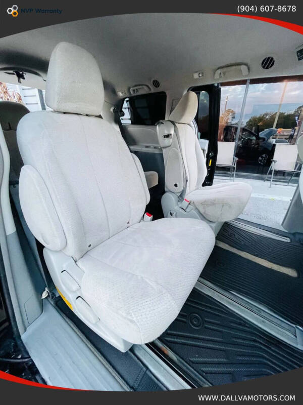 2014 Toyota Sienna