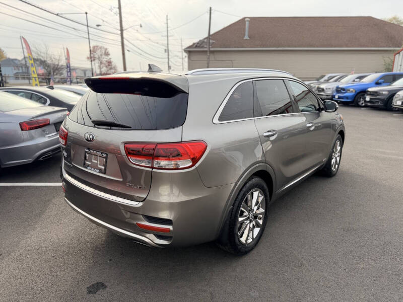 2016 Kia Sorento SX Limited V6