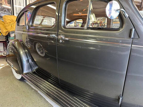 1937 Chrysler Airflow