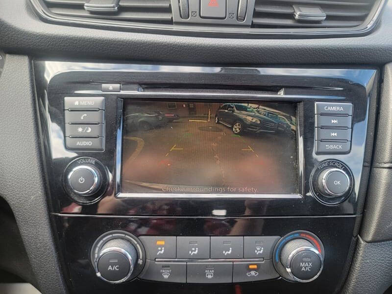 2020 Nissan Rogue SV