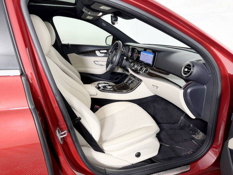 2019 Mercedes-Benz E-Class E 300