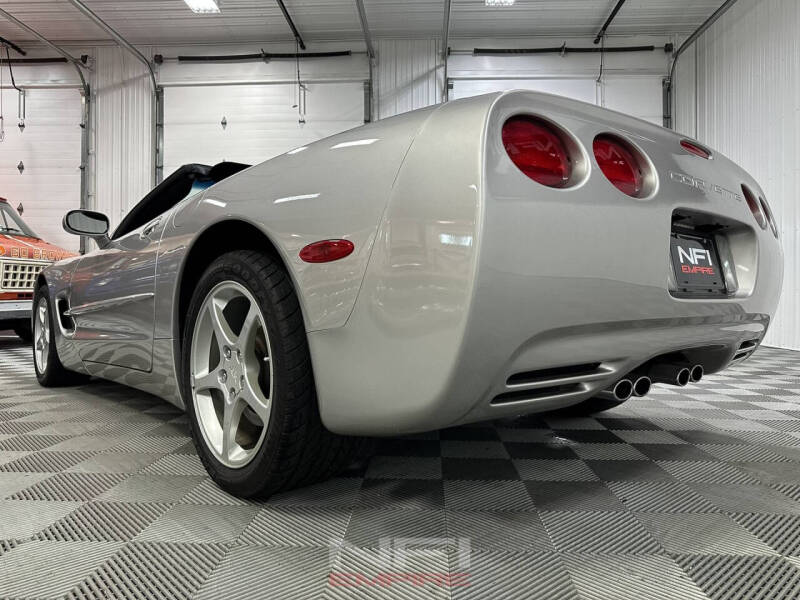 2004 Chevrolet Corvette