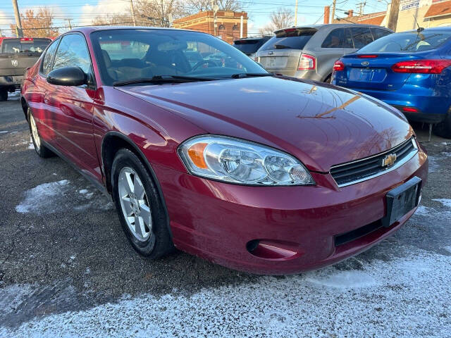 2006 Chevrolet Monte Carlo for sale at Kelly Auto Group in Cleveland, OH