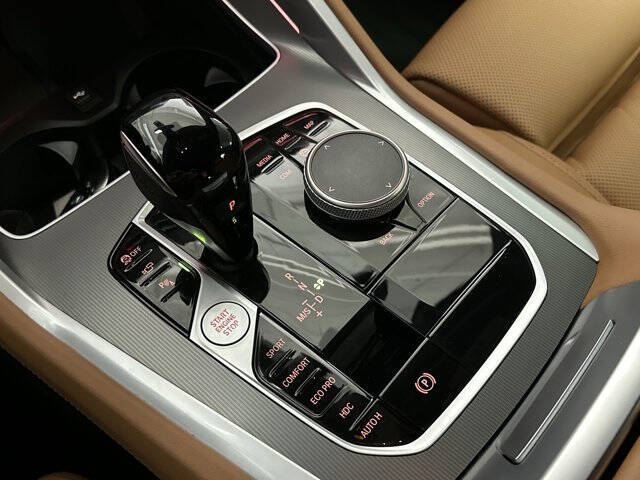 2023 BMW X6 xDrive40i