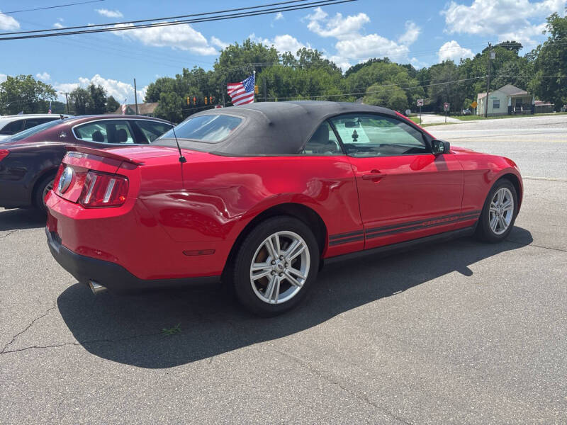 2010 Ford Mustang V6