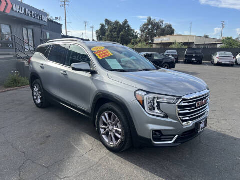 2023 GMC Terrain SLT