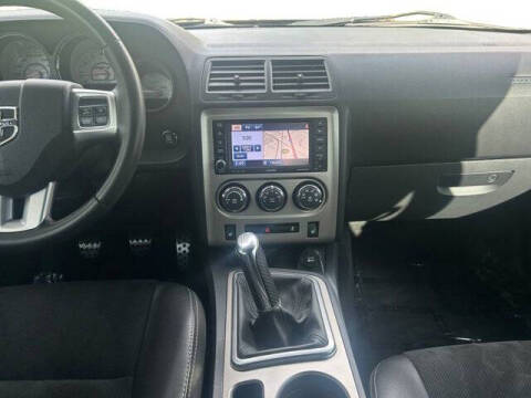 2011 Dodge Challenger SRT8 392