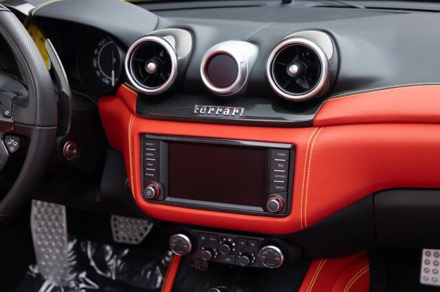 2016 Ferrari California T