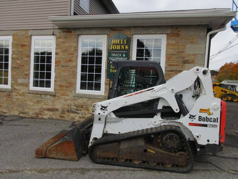 2012 Bobcat T650 for sale at ABC AUTO LLC in Willimantic CT