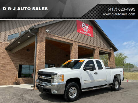 2007 Chevrolet Silverado 2500HD for sale at D & J AUTO SALES in Joplin MO