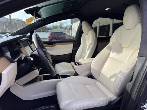 2020 Tesla Model X Long Range Plus
