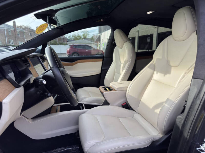 2020 Tesla Model X Long Range Plus
