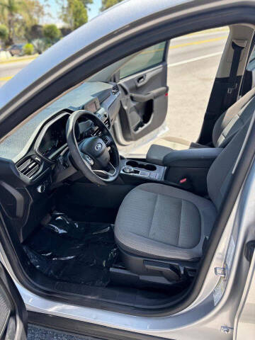 2020 Ford Escape S