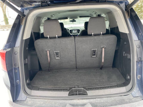 2017 GMC Acadia SLE-2