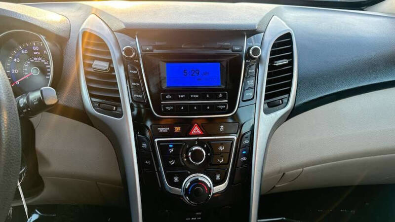 2017 Hyundai Elantra GT