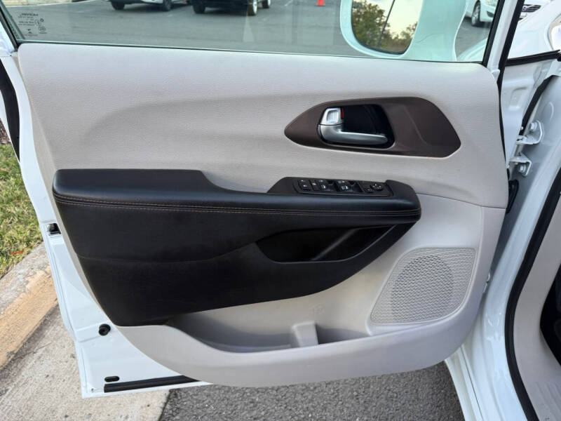 2018 Chrysler Pacifica Touring Plus