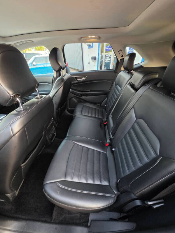 2017 Ford Edge SEL
