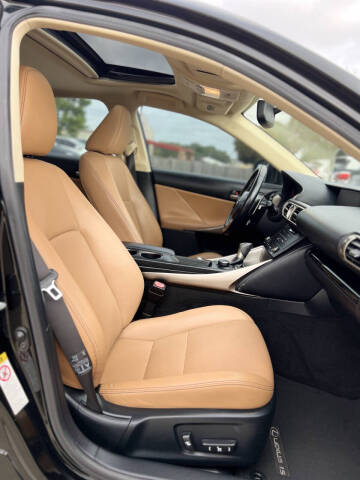2016 Lexus IS 200t