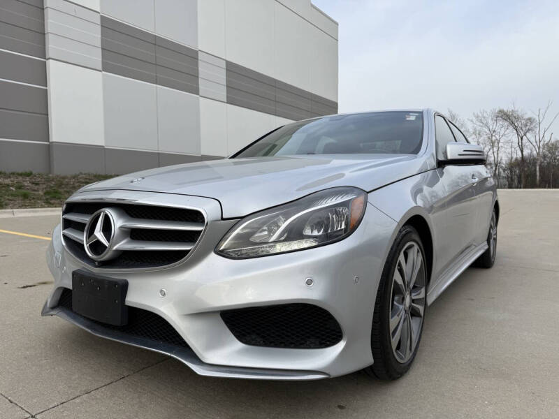 Used 2015 Mercedes-Benz E-Class E350 Luxury with VIN WDDHF8JB0FB147907 for sale in Elmhurst, IL
