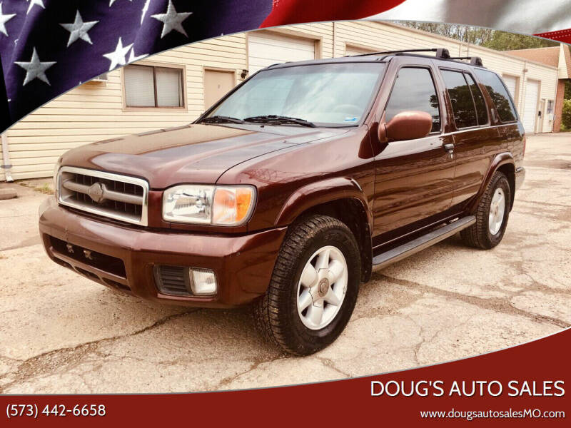 2000 Nissan Pathfinder for sale at Doug's Auto Sales in Columbia MO