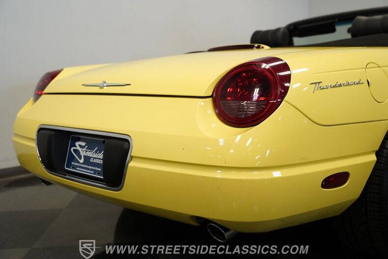 2002 Ford Thunderbird Deluxe