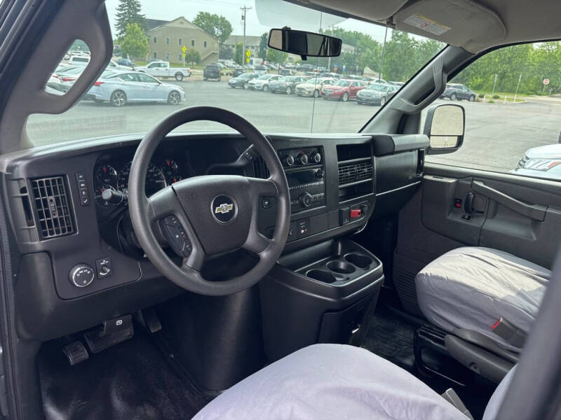 2017 Chevrolet Express LS 2500