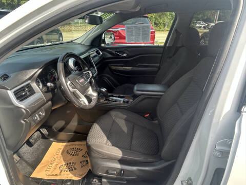 2017 GMC Acadia SLE-2