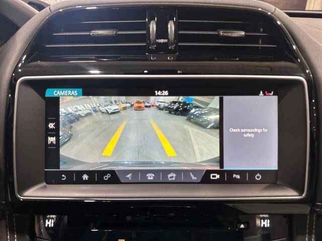 2017 Jaguar F-PACE 35t R-Sport