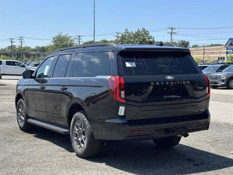 2027 Ford Expedition MAX Active
