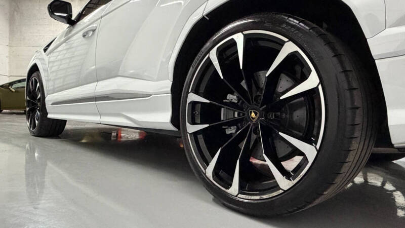 2020 Lamborghini Urus
