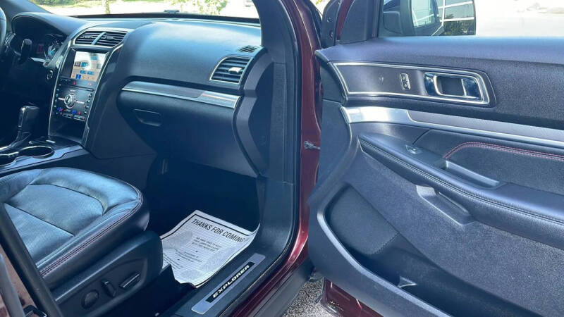 2019 Ford Explorer Sport