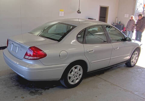 2006 Ford Taurus SE