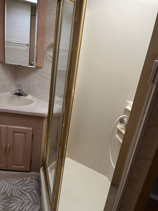 1998 Freightliner XC Chassis