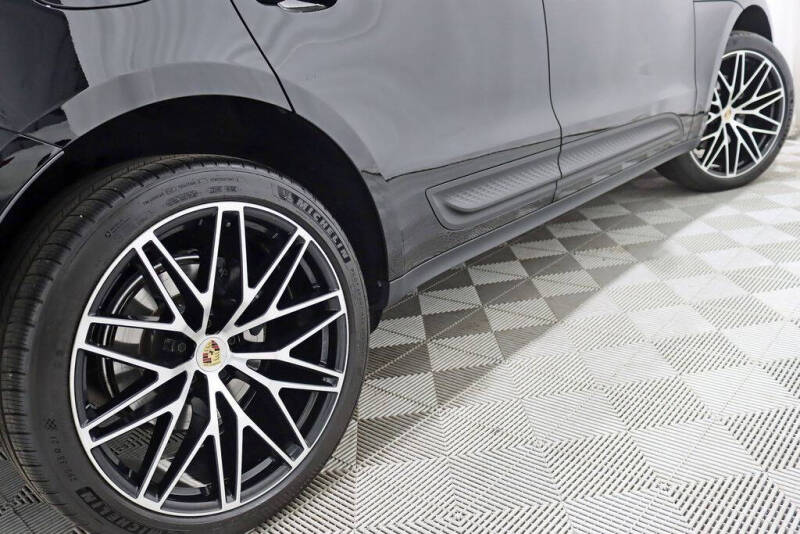 2023 Porsche Macan